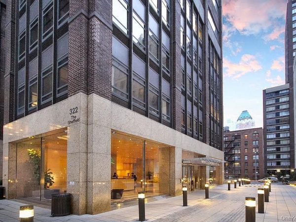 322 W 57th Street , Unit 33P2, New York (Manhattan), NY 10019