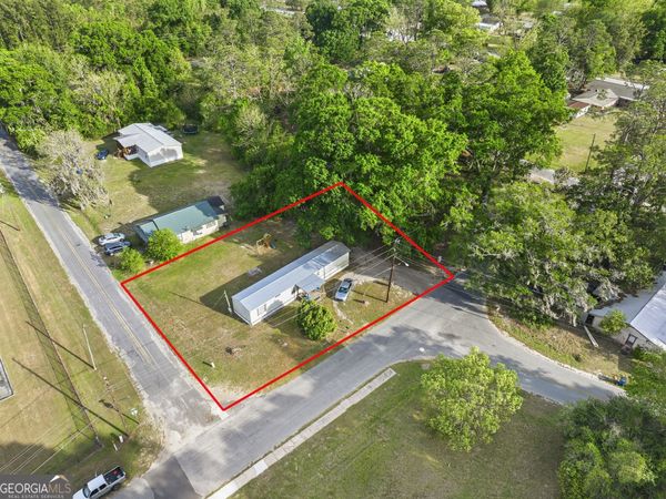 304 Cannon Street, Nahunta, GA 31553