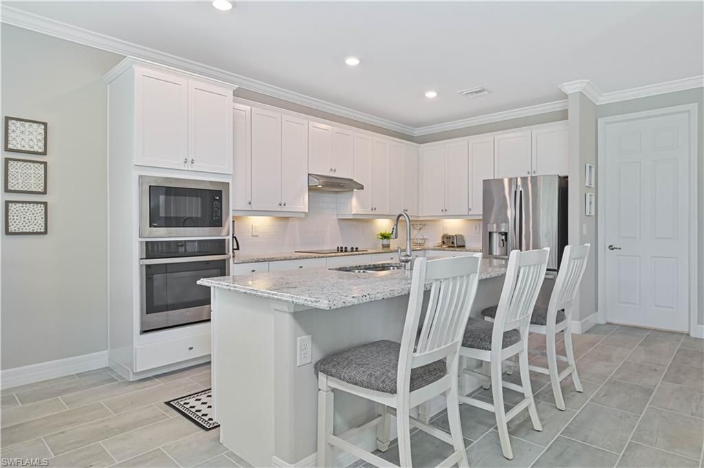 19553 The Place Blvd, Estero, FL 33928 Photo