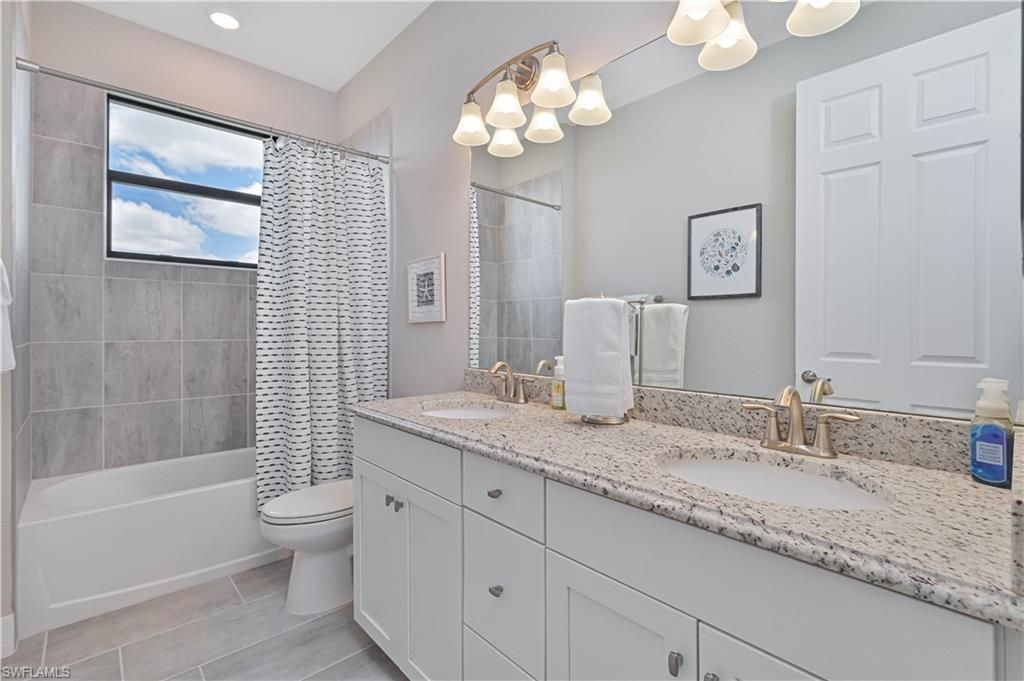19553 The Place Blvd, Estero, FL 33928 Photo