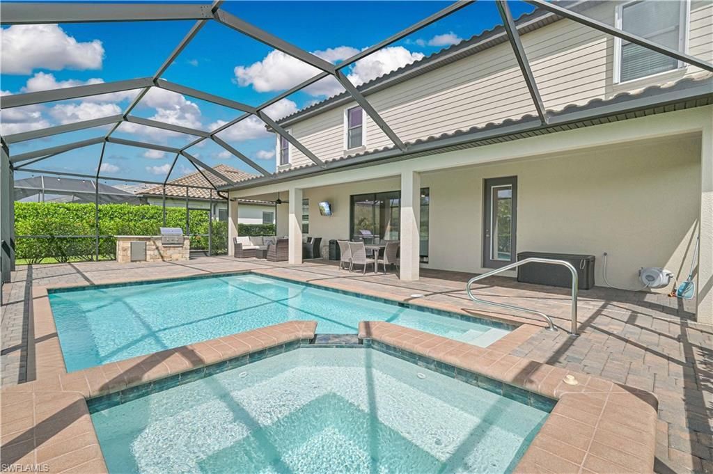 19553 The Place Blvd, Estero, FL 33928 Photo