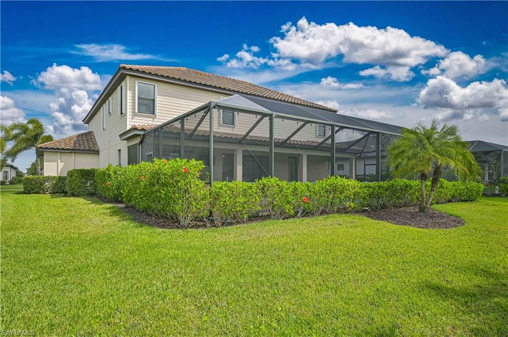 19553 The Place Blvd, Estero, FL 33928 Photo