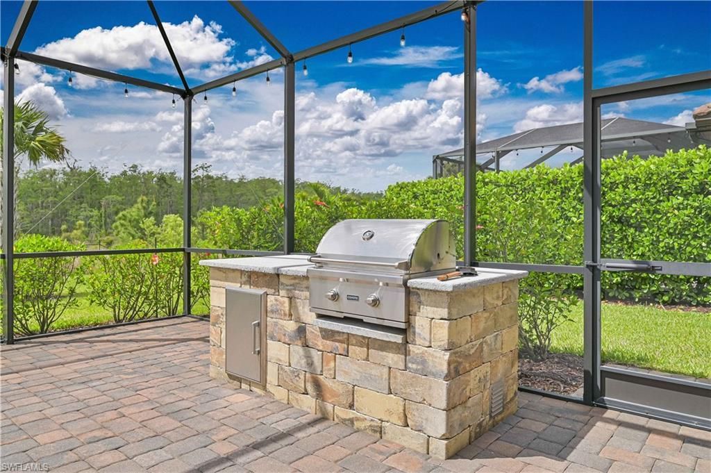 19553 The Place Blvd, Estero, FL 33928 Photo
