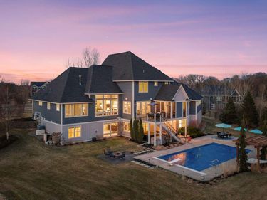 1970 Paris Avenue N, Stillwater, MN 55082