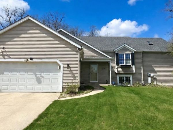 2313 Pine Creek Court, South Bend, IN 46628