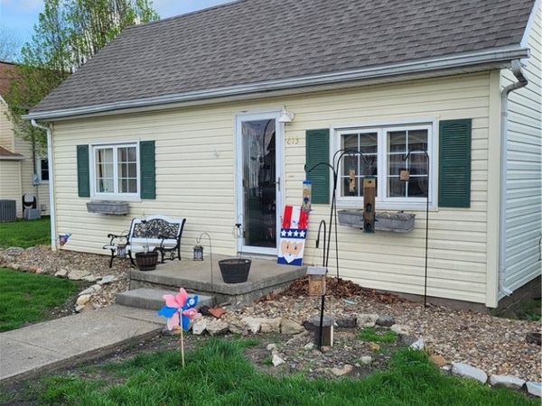 613 Marquand Avenue, Conesville, OH 43811