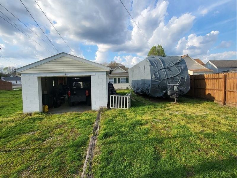 613 Marquand Avenue, Conesville, OH 43811 Photo 5