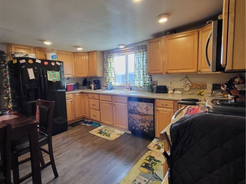 613 Marquand Avenue, Conesville, OH 43811 Photo 8