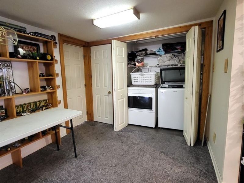 613 Marquand Avenue, Conesville, OH 43811 Photo 9