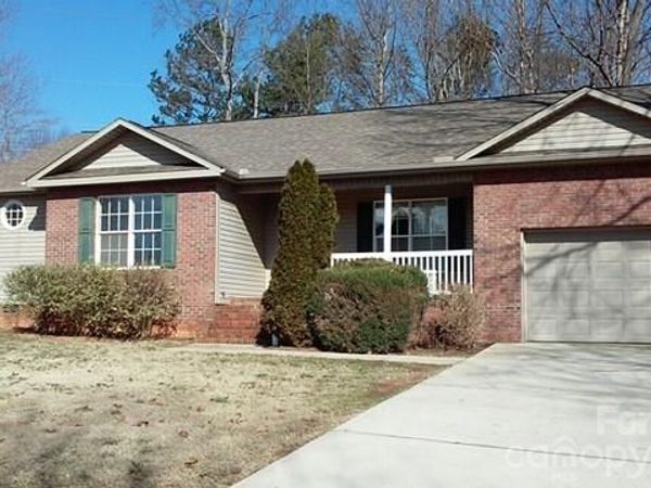 126 Purple Finch Lane , Mooresville, NC 28117