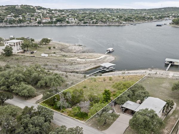 21909 Mockingbird ST, Lago Vista, TX 78645