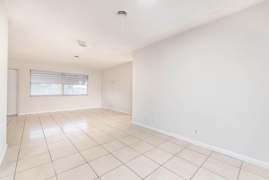 1302 S Congress Avenue, Delray Beach, FL 33445 Photo