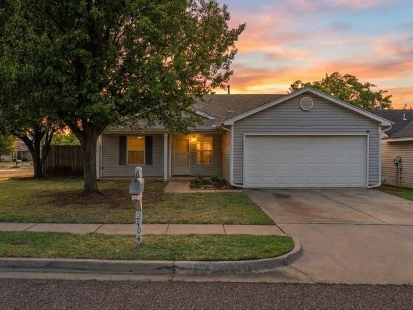 2404 Hunting Horse Trail, Norman, OK 73071