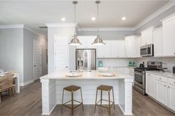 1044 Adirondack Drive photo 4