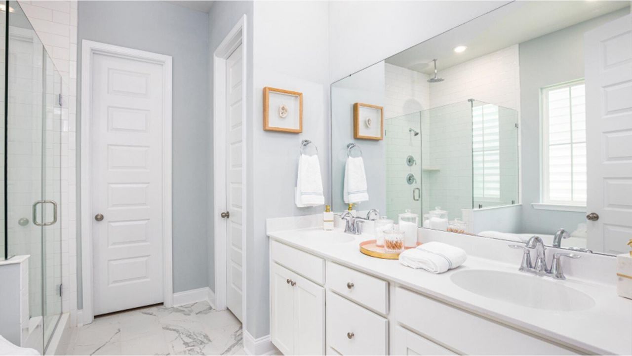 1044 Adirondack Drive Photo 5