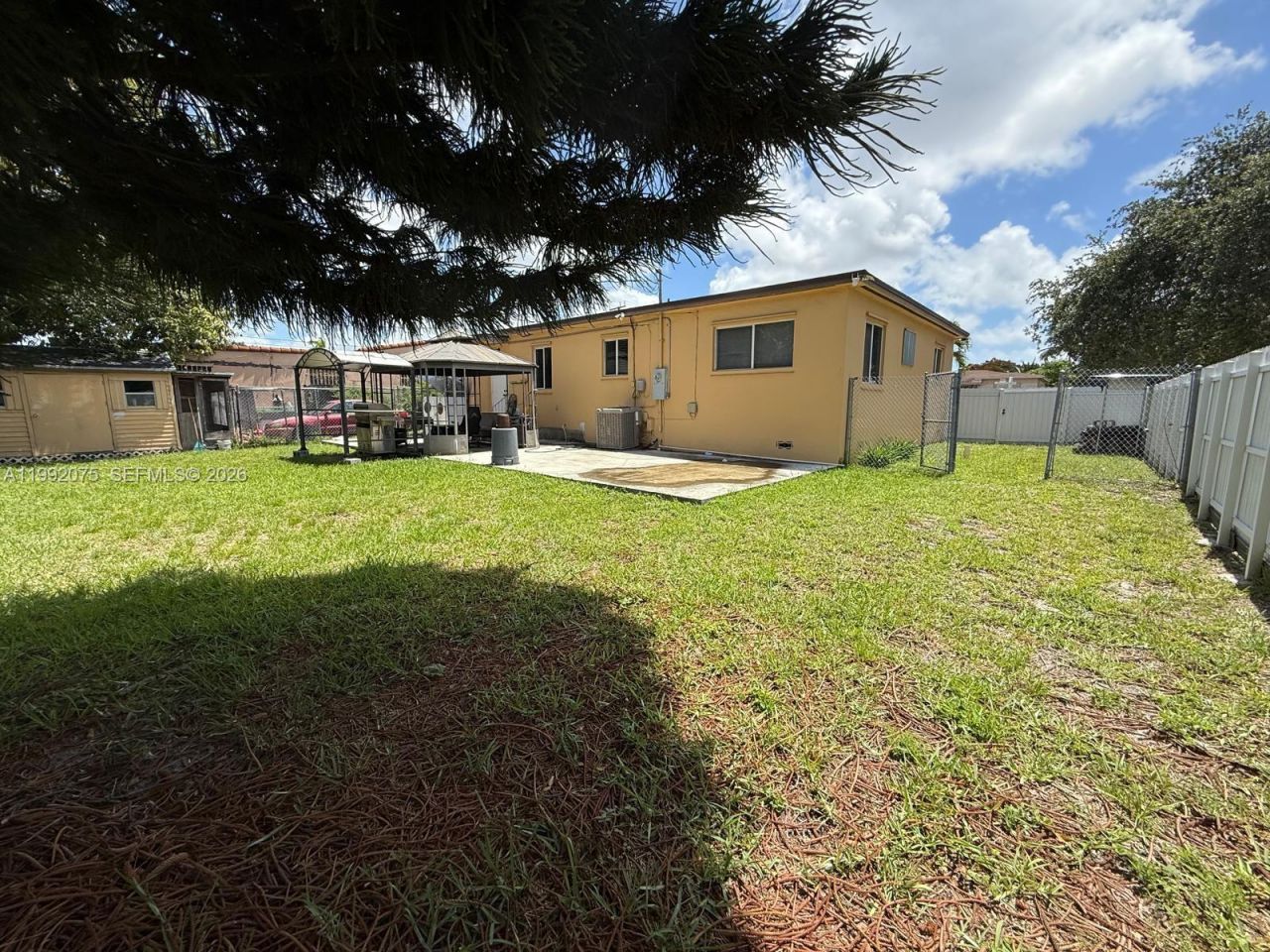3700 W 6th Ln, Hialeah, FL 33012 Photo