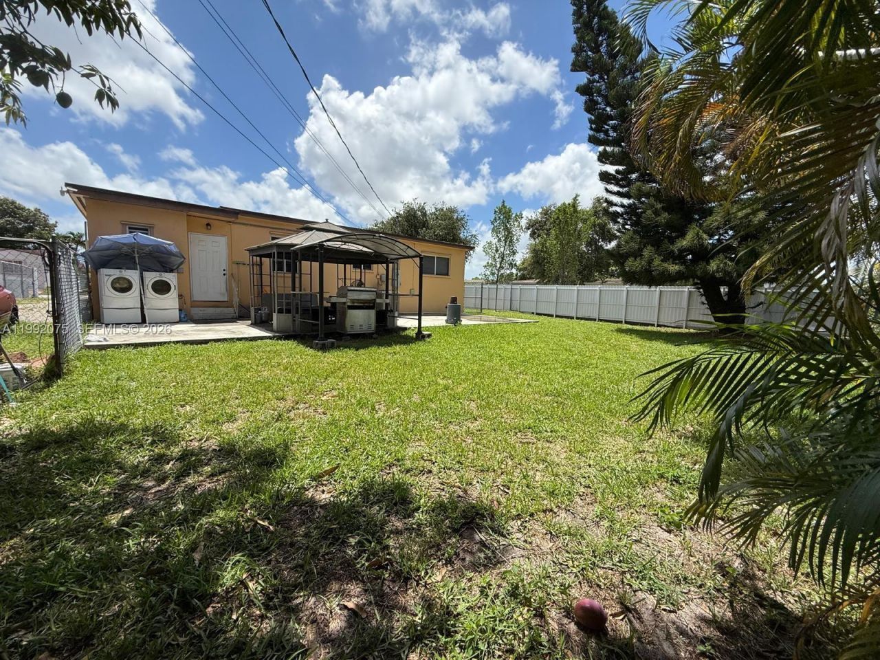 3700 W 6th Ln, Hialeah, FL 33012 Photo