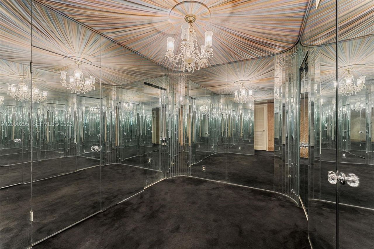 5500 Collins Ave, Unit 304, Miami Beach, FL 33140 Photo