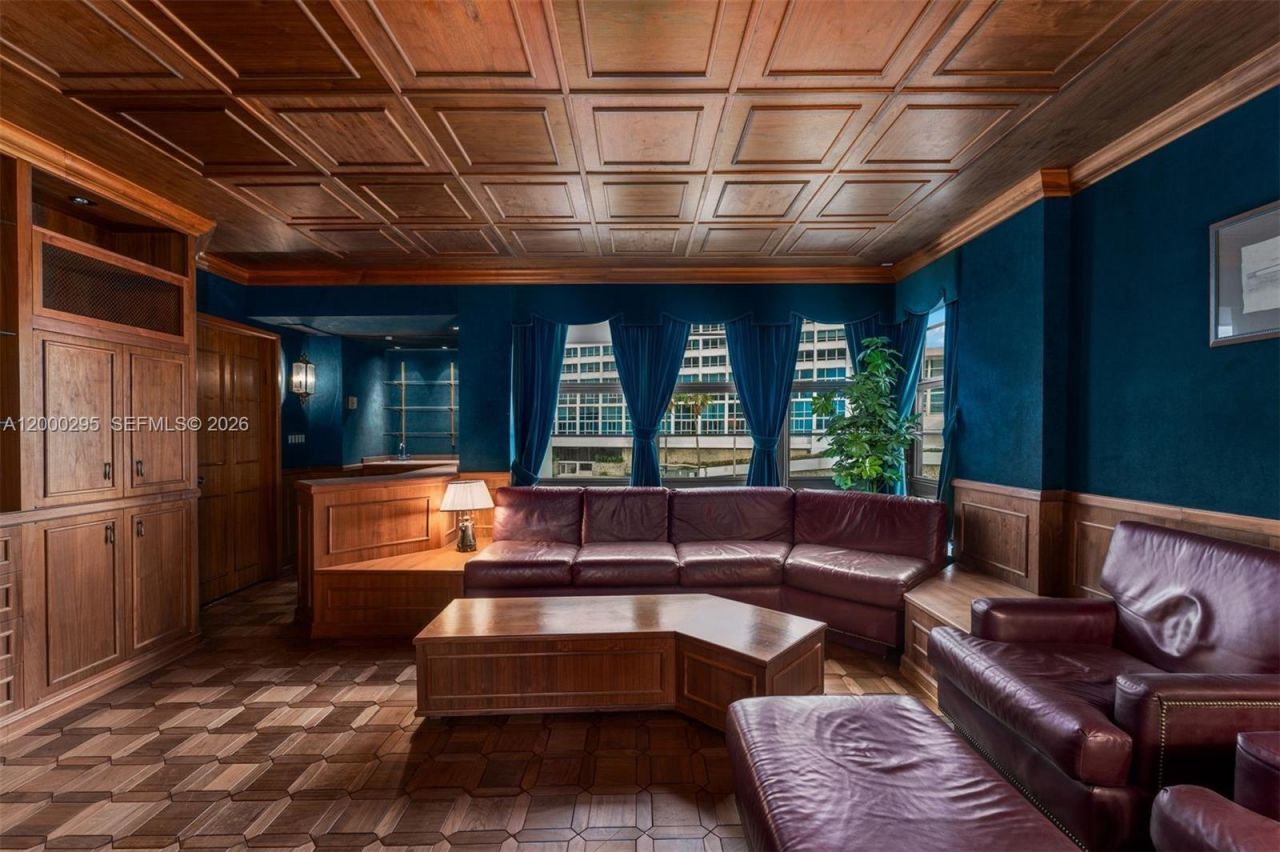 5500 Collins Ave, Unit 304, Miami Beach, FL 33140 Photo