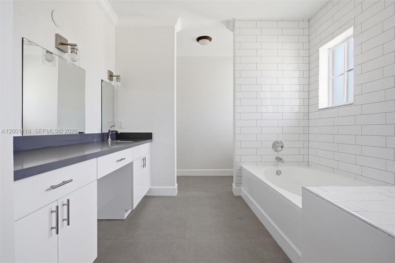 13474 SW 124th Ave Rd, Miami, FL 33186 Photo