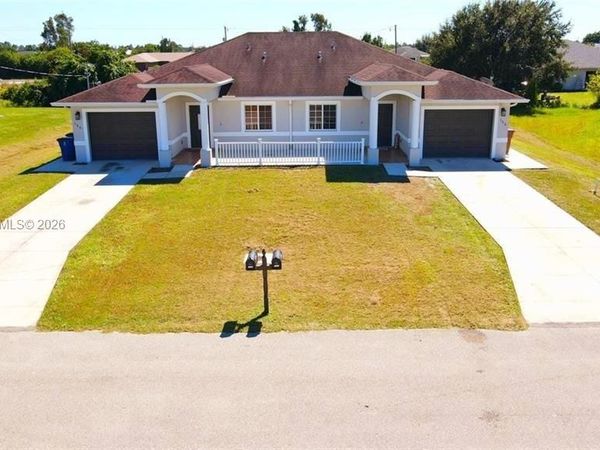 152 Pullman St, Unit 152, Lehigh Acres, FL 33974