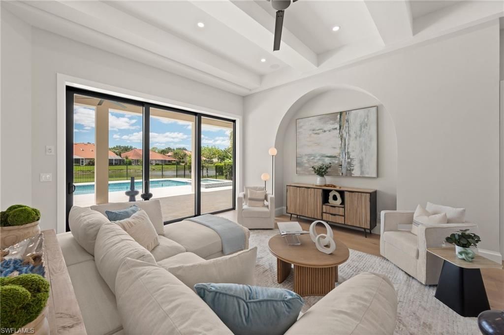 207 Monterey Dr, Naples, FL 34119 Photo