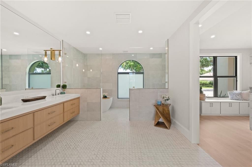 207 Monterey Dr, Naples, FL 34119 Photo