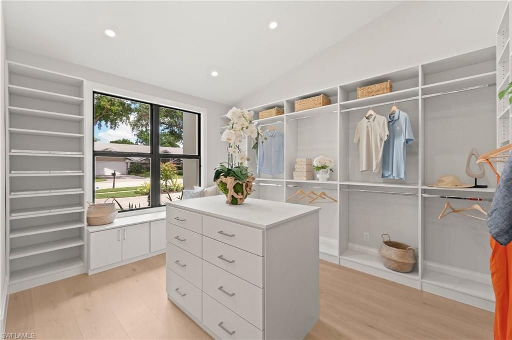 207 Monterey Dr, Naples, FL 34119 Photo