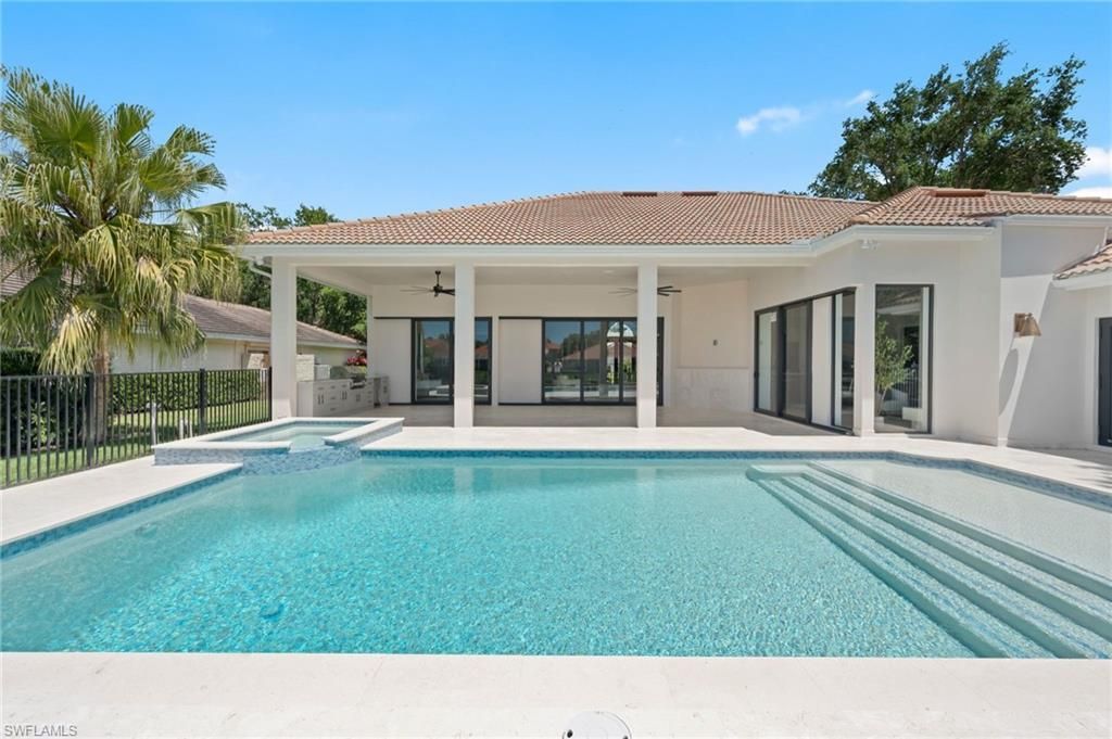 207 Monterey Dr, Naples, FL 34119 Photo