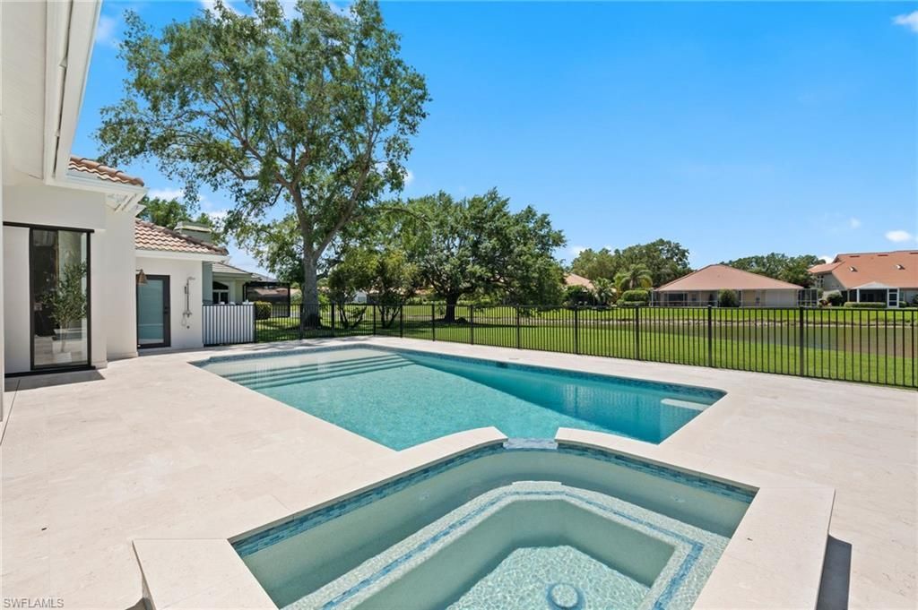 207 Monterey Dr, Naples, FL 34119 Photo