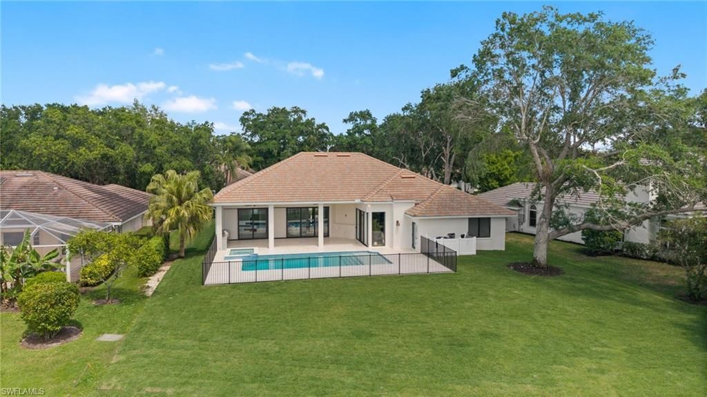 207 Monterey Dr, Naples, FL 34119 Photo
