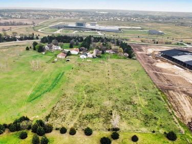 21313 W Q Road , Elkhorn, NE 68022