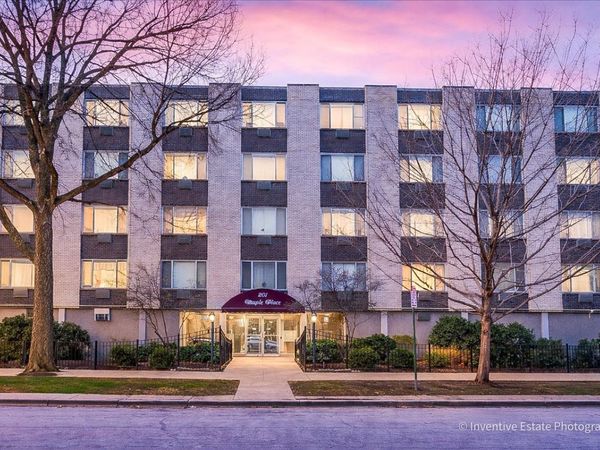 201 S Maple Avenue , Unit 111, Oak Park, IL 60302