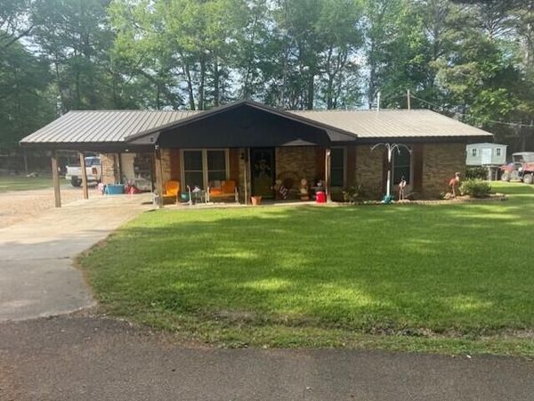 116 Keeton St., Calhoun City, MS 38916