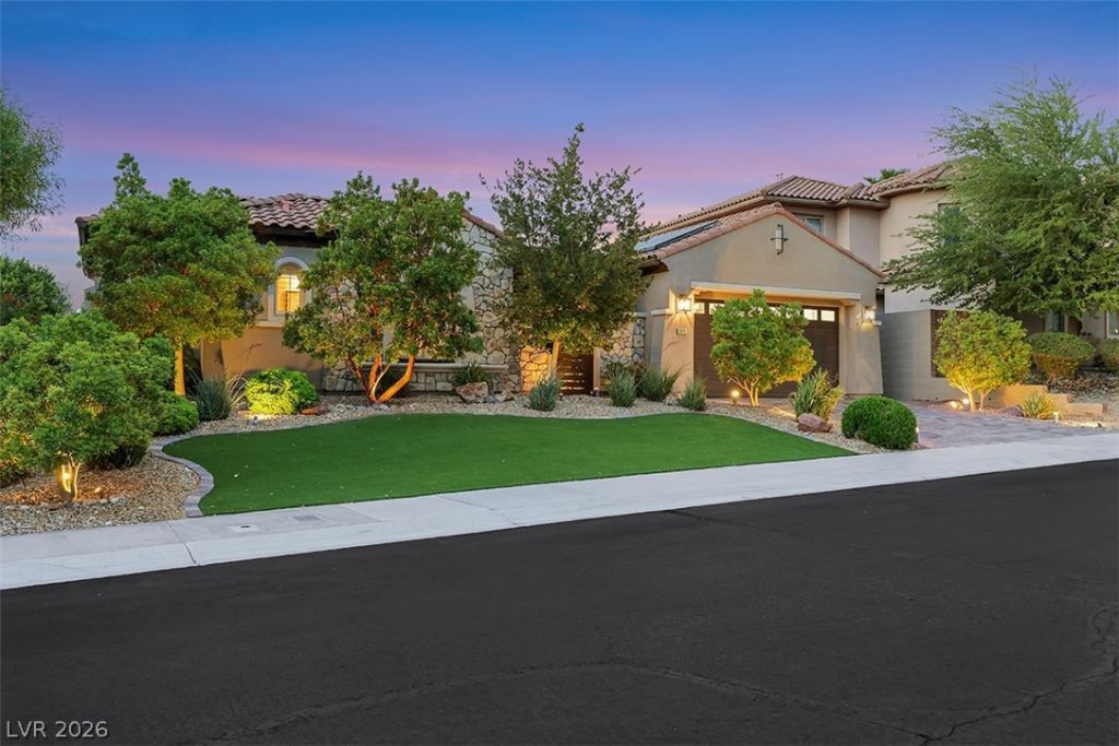 2172 Pont National Drive, Henderson, NV 89044