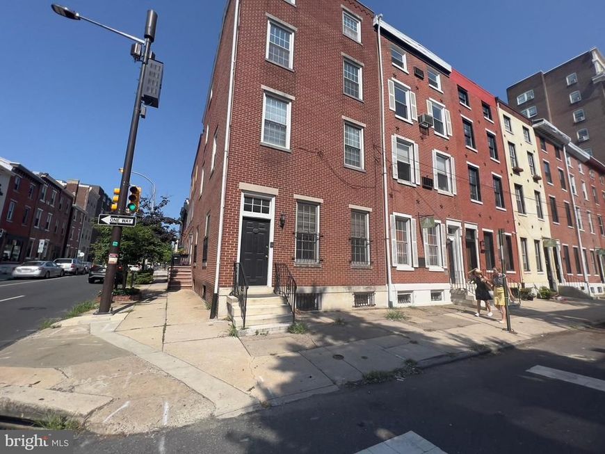 422 S 15th Street, Unit 1, Philadelphia, PA 19146 Main Photo