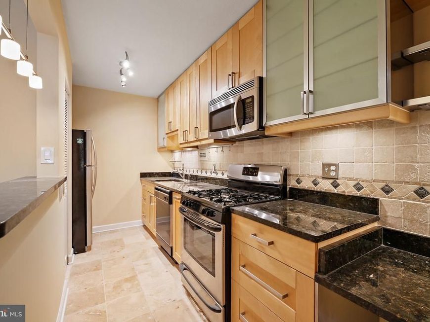 4242 E East West Highway, Unit 914, Chevy Chase, MD 20815 Main Photo