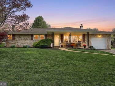 575 SUNDALE DRIVE, YORK, PA 17402