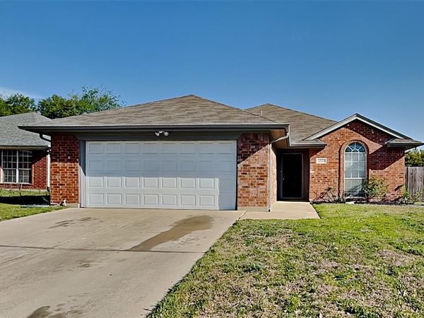 5550 Northfield Drive, Fort Worth, TX 76179
