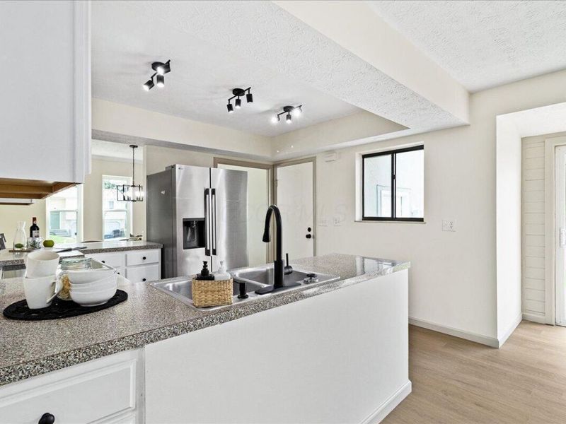 7976 Goldsmith Drive, Reynoldsburg, OH 43068 Photo 13