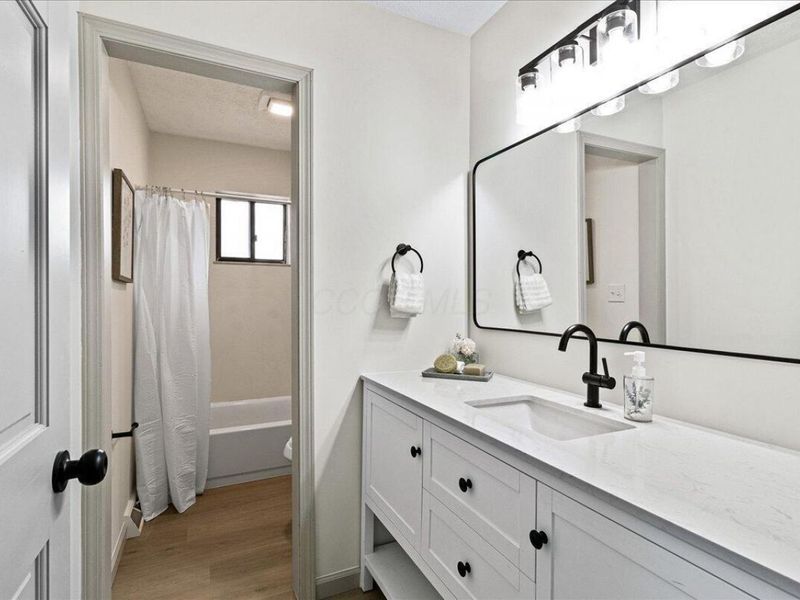 7976 Goldsmith Drive, Reynoldsburg, OH 43068 Photo 14