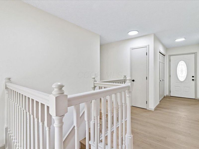 7976 Goldsmith Drive, Reynoldsburg, OH 43068 Photo 3