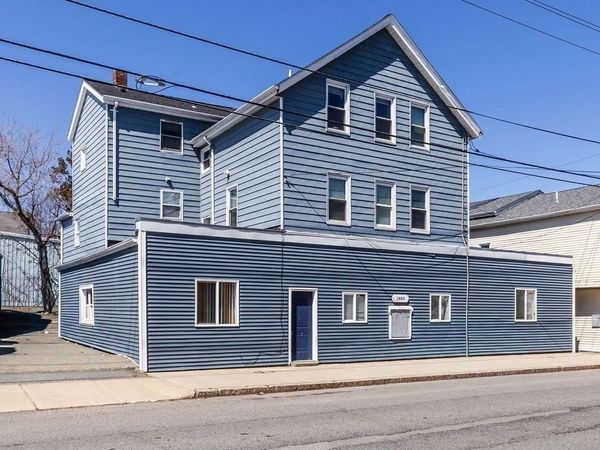 1690 N Main St, Unit 3, Fall River, MA 02720