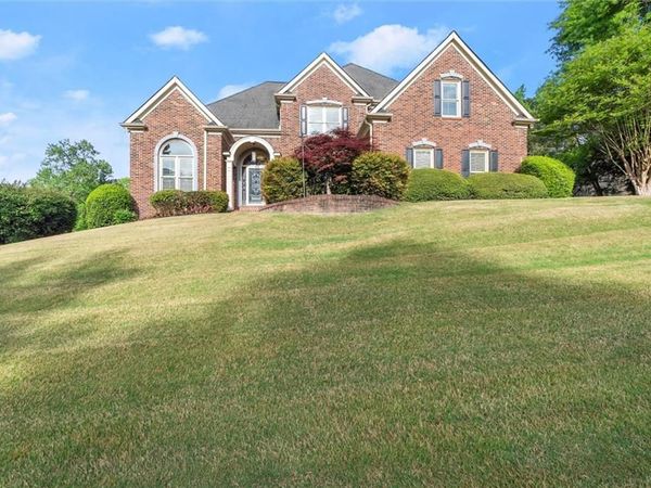 1043 Towne Lake Hills E, Woodstock, GA 30189