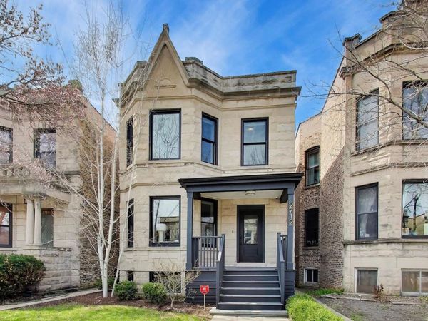 2712 N Francisco Avenue, Chicago, IL 60647