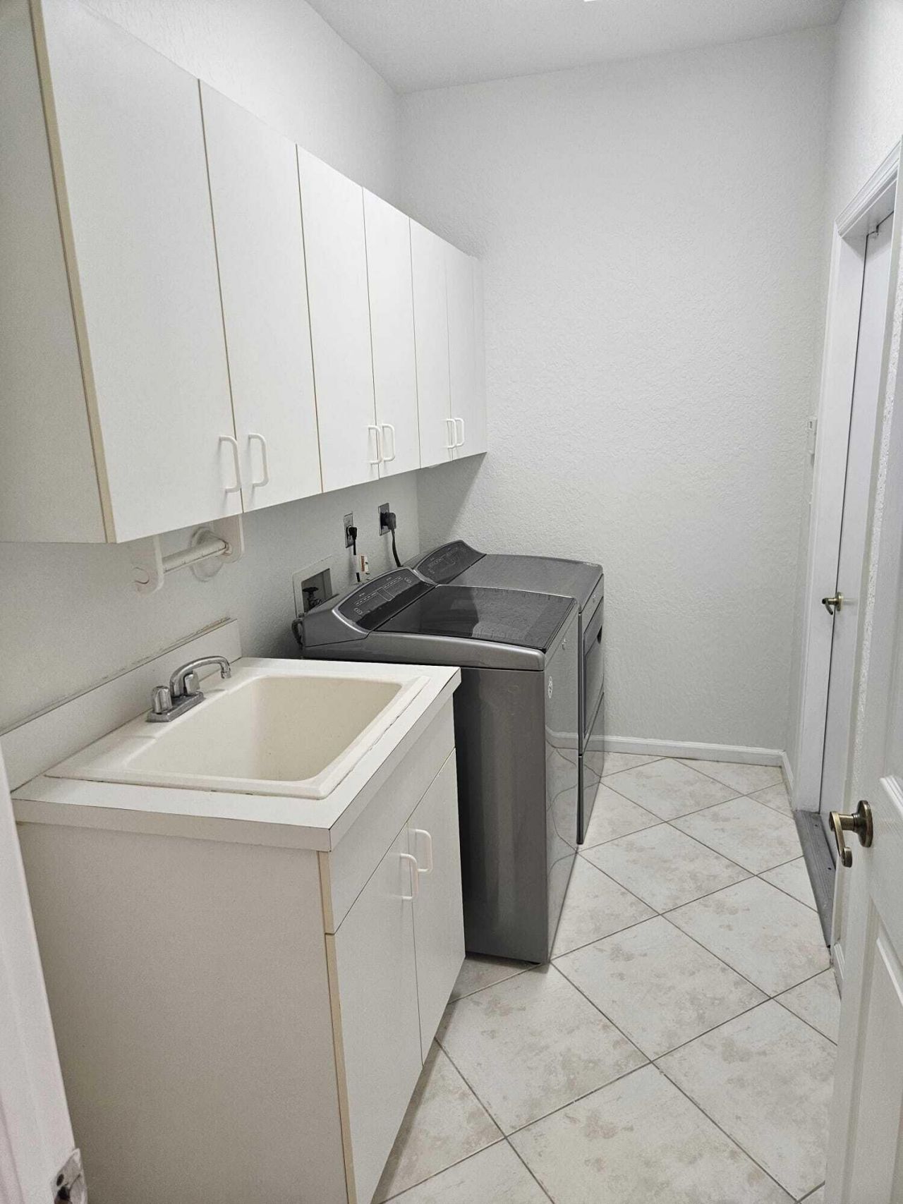 7835 NW 78th Avenue, Tamarac, FL 33321 Photo