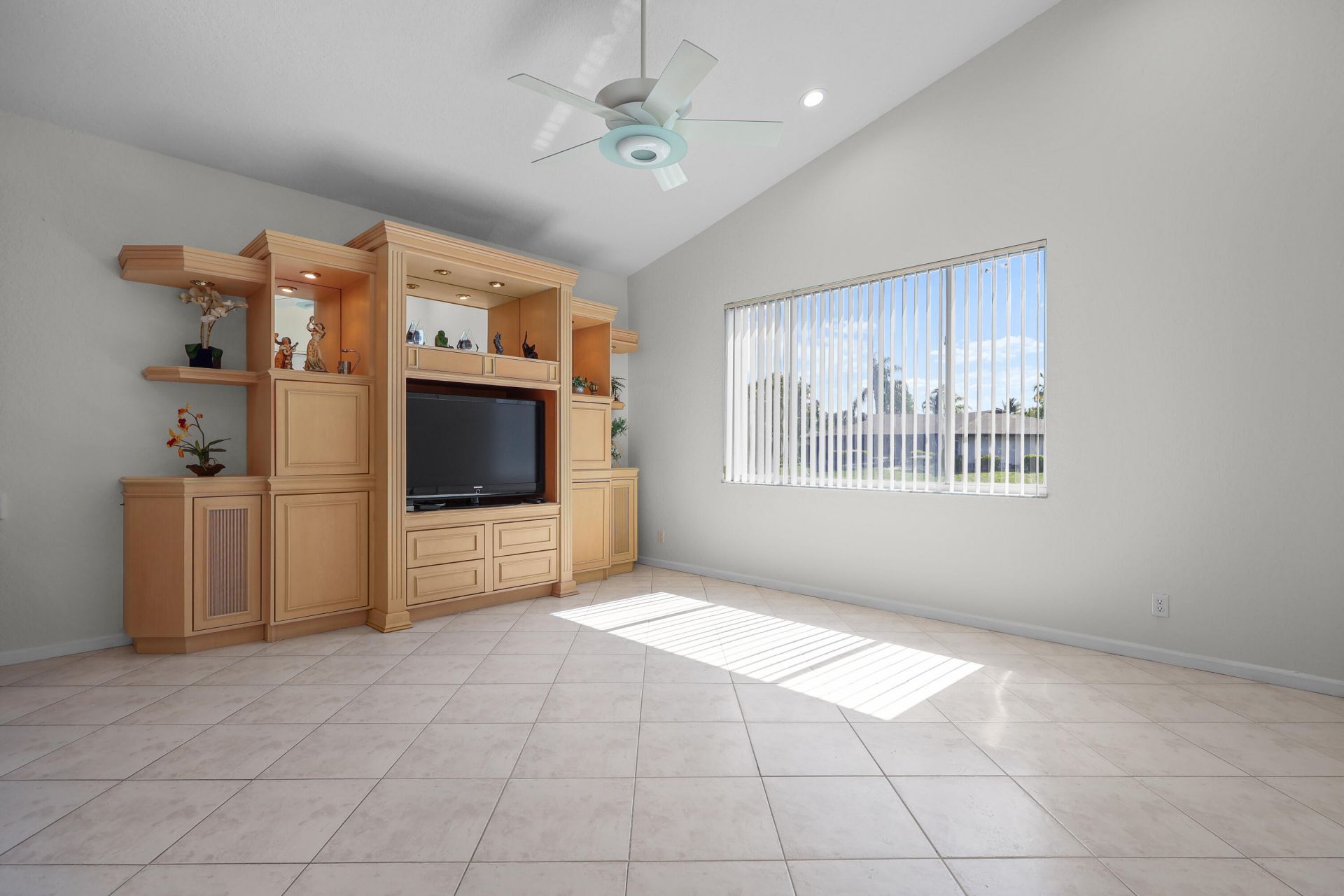 7835 NW 78th Avenue, Tamarac, FL 33321 Photo