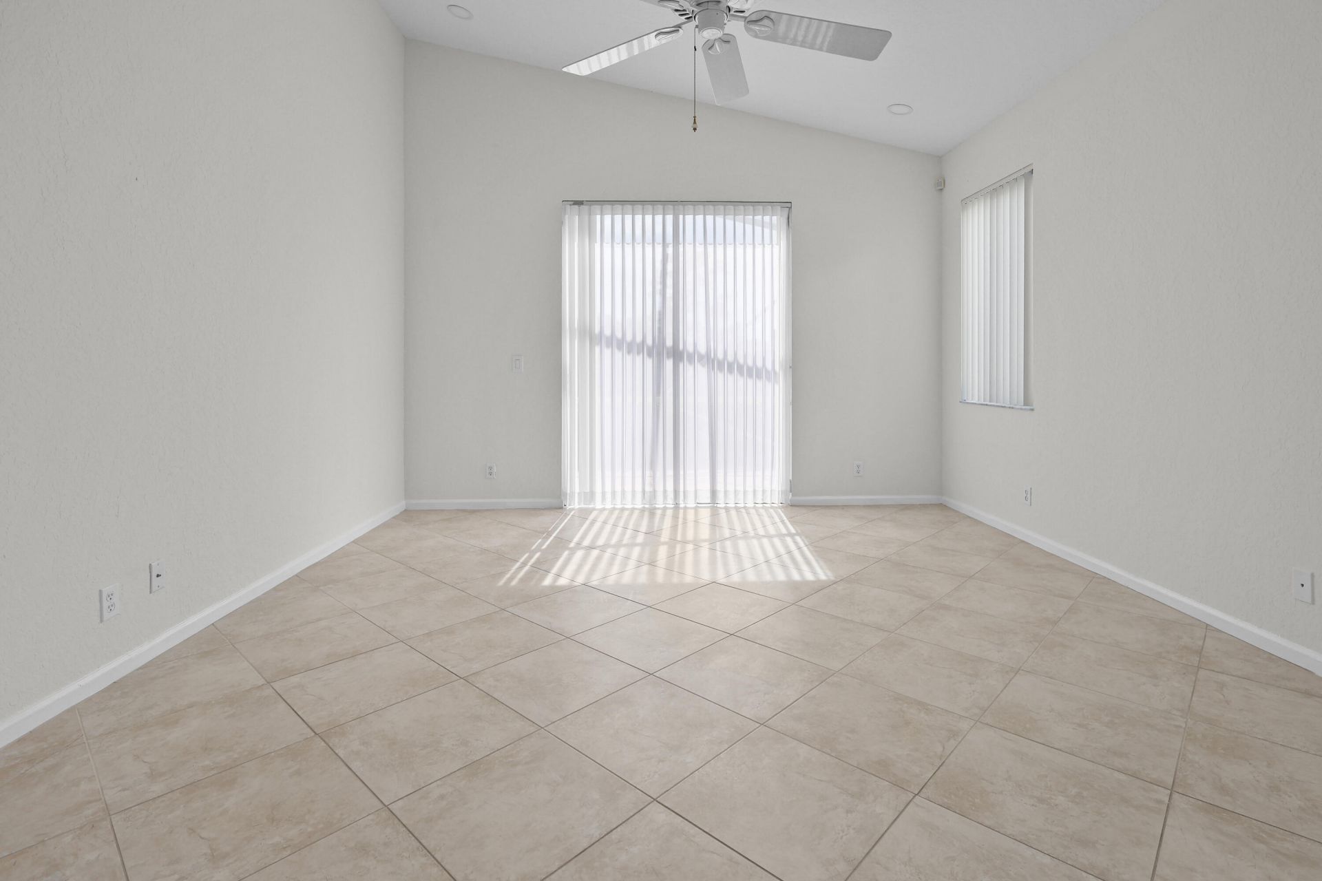 7835 NW 78th Avenue, Tamarac, FL 33321 Photo
