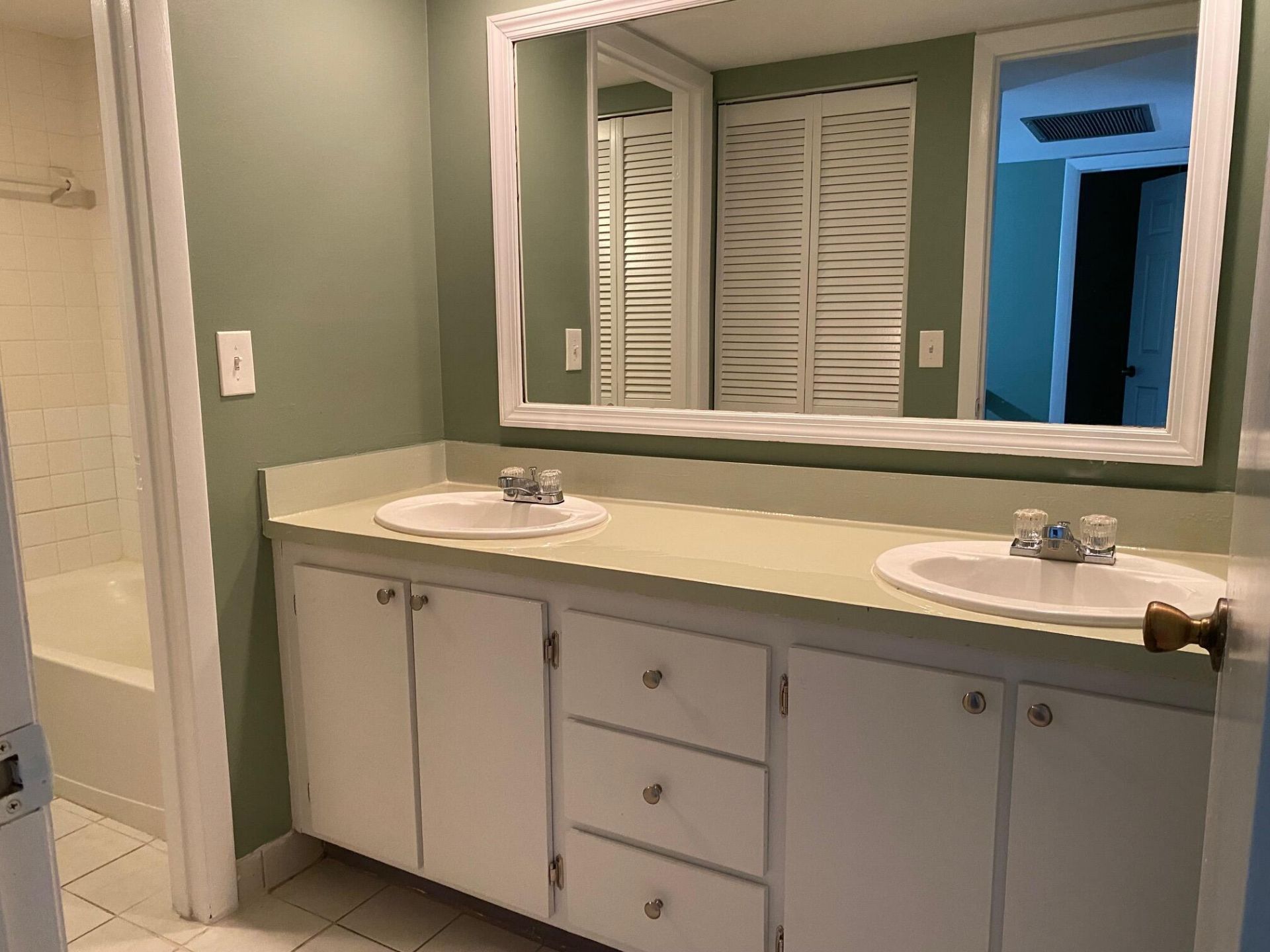 1705 Forest Lakes Circle, Unit C, West Palm Beach, FL 33406 Photo