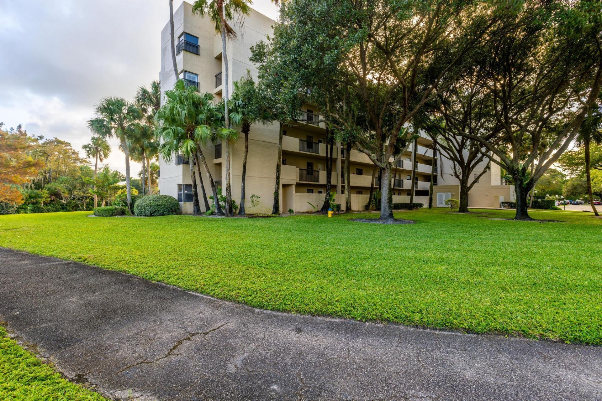 3000 NW 42nd Avenue, Unit B101, Coconut Creek, FL 33066 Photo